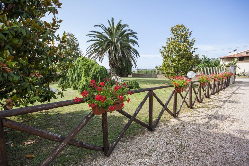 Agrimare I Pavoni Apartman Montalto di Castro Kültér fotó