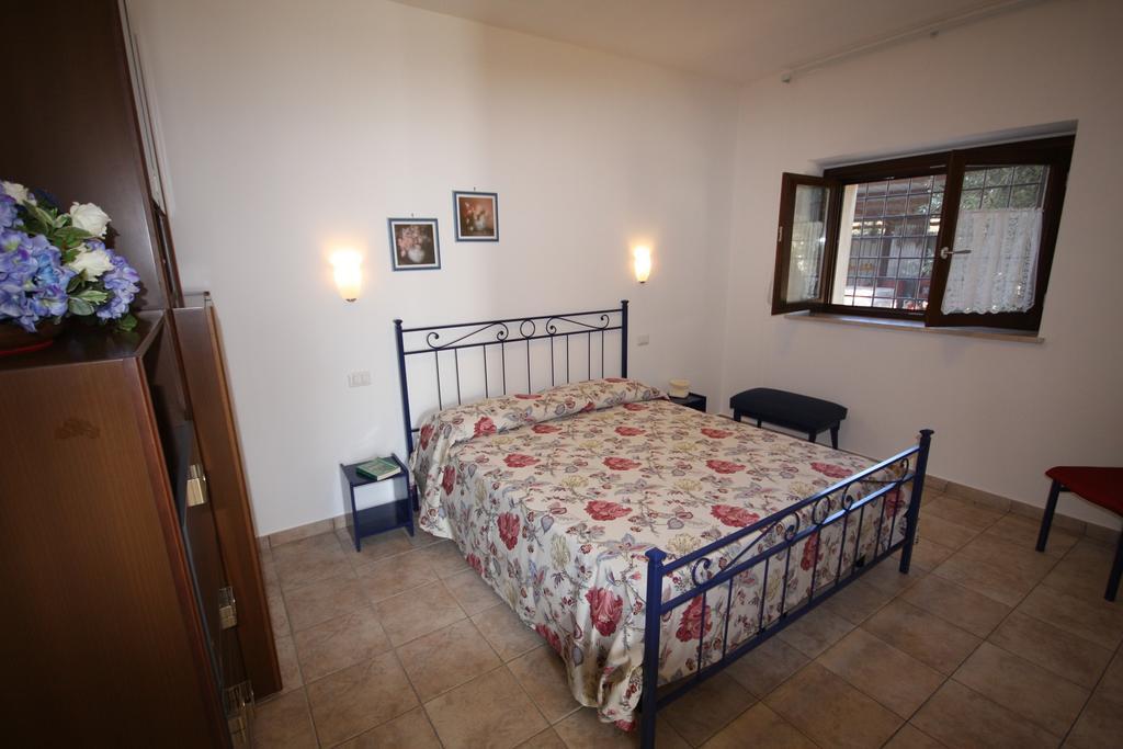 Agrimare I Pavoni Apartman Montalto di Castro Szoba fotó